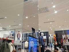 -优衣库(深圳万象天地旗舰店)
