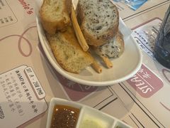 佐餐小面包-安妮意大利餐厅(世贸天阶店)