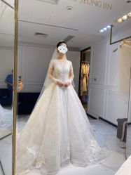 -GRACE KELLY婚纱与礼服(北京店)