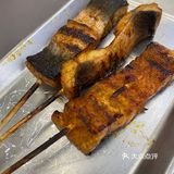 工业风海鲜宵夜大排档