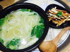 -妈妈故事米线(市府恒隆店)