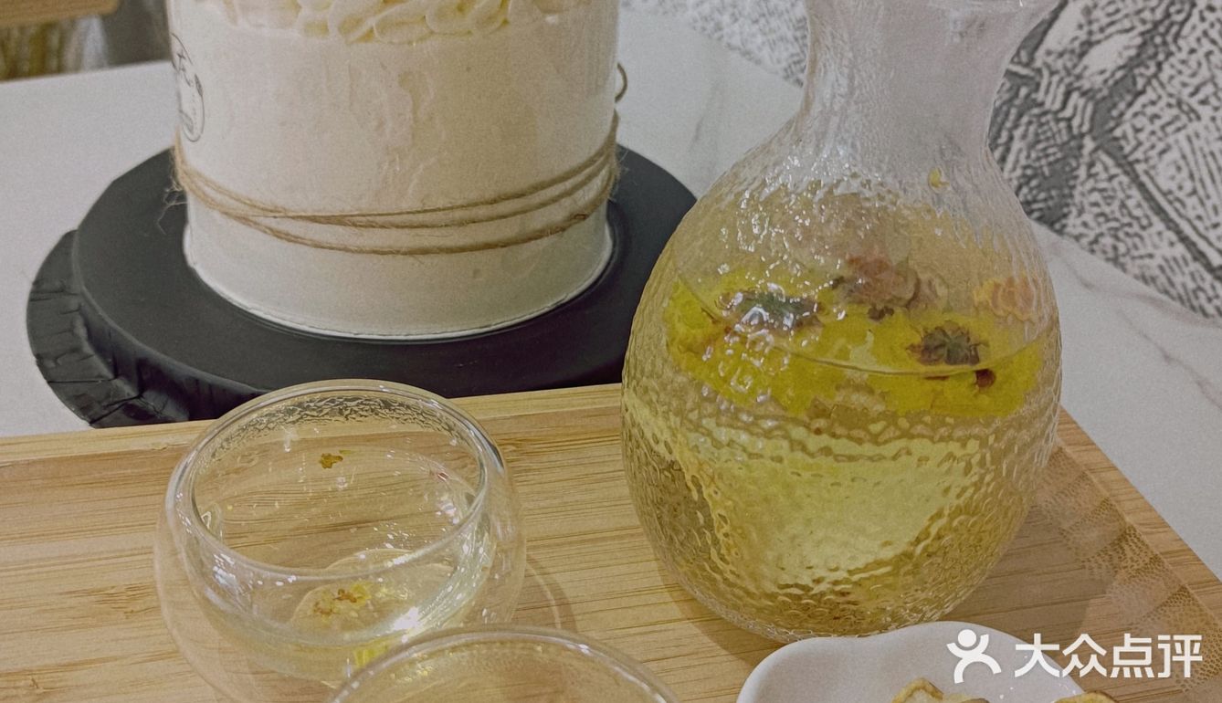 可以喝下午茶的高颜值蛋糕店~