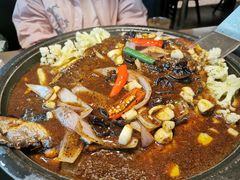 -吞鱼兽麻辣烤鱼(万达店)
