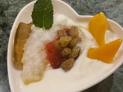 酸奶糯米糕-东方亚克西餐厅(西康路店)