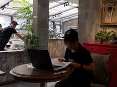 -HIGH FIVE哈福手工汉堡(桂林路店)