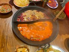 -萍姐火锅·公路夜市(武汉首店)