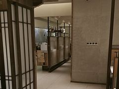 -上井料理黑金店(IFS国金中心店)