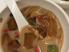 奶茶冰粉-串一火锅(赛格国际购物中心店)