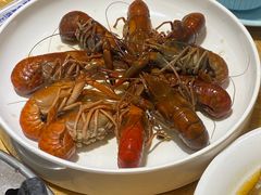 -茸梅路右拐龙虾-农家菜(松江店)