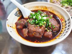 鲜血旺-杨三娘跷脚牛肉(羊子山西路店)