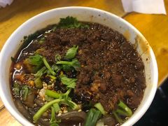 -八一路好吃街(雨田商务大厦店)