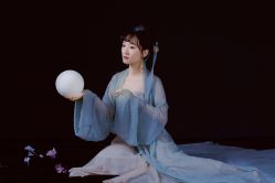 点击看大图 -盘子女人坊古装写真摄影(天津总店)