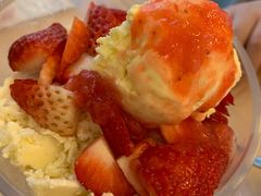 草莓提拉米苏芝士雪-满记甜品(荟聚购物中心店)