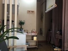 -耳语轻风专业采耳馆(古北花世界商业广场店)