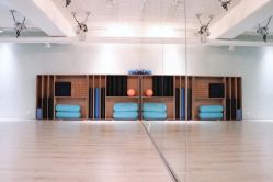 -无界瑜伽普拉提