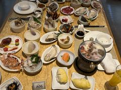 -雍和会海鲜姿造自助(湖东路店)