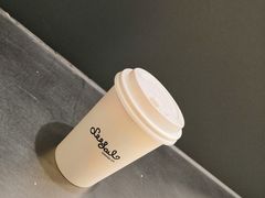 澳白咖啡-Seesaw Coffee(上海国金中心店)