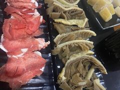 -果松木炭酸菜铜火锅·外婆参鸡汤