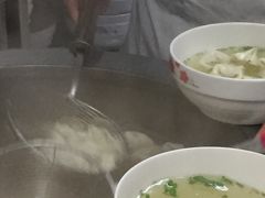 -周震馄饨