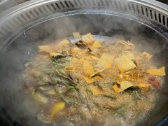 -锅老头铁锅炖•大锅蒸汽海鲜(韩乐坊店)