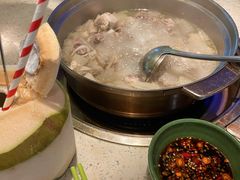 竹笙椰子鸡-润园四季椰子鸡火锅(海上世界店)