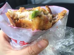 -半月镰胡姐脆皮萝卜饺子