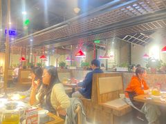 -叶派龙虾•招牌香辣蟹·海鲜(中海国际店)