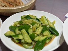 拍黄瓜-有位虾匠·香辣蟹·小龙虾(李村店)