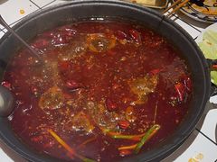 -旧街市鲜货老火锅(大光路店)