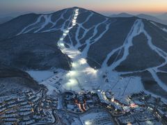 -中旅松花湖滑雪场