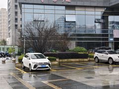 -新华书店白鹿书肆(市府路店)