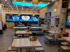 大堂-朱洪元苏式面馆(绿宝广场店)