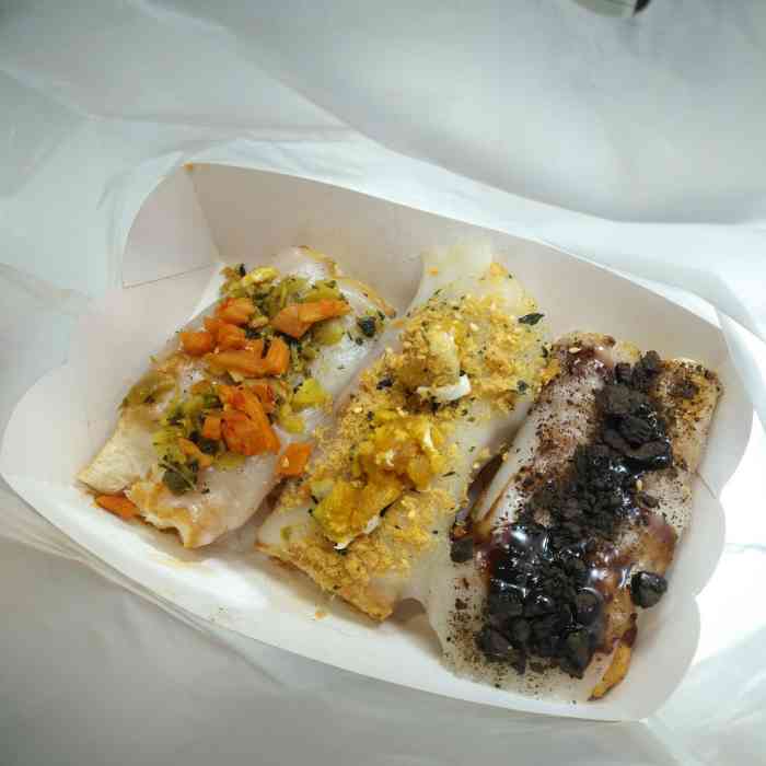 小弄堂饭团(食宝街一期店)-"之前在首页刷到,种草了好久,和朋友们正好