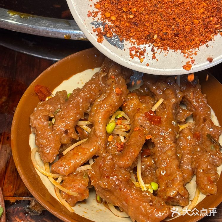 寻找成都不讲究环境只讲究味道的火锅店