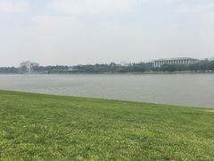 -伯利·格里芬湖