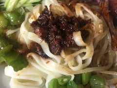 -老六素货(王顶堤店)