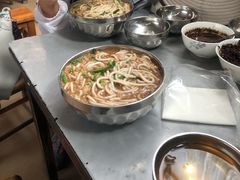 -正宗杨记普洱酸醋米线(总店)
