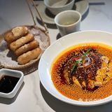 蜀都丰吃鱼