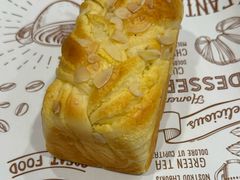 -Dough&Joe团憩(瑞虹天地月亮湾店)