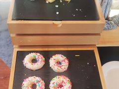 -成都中升之星奔驰4S店