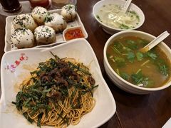 -东泰祥生煎馆(陕西南路店)