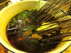 -拈签一笑黄牛肉辣卤串串