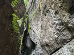 -龙水峡地缝景区