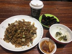 -牛吃草牛肉面(翠柏路店)