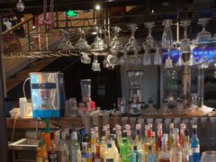 -临界音乐酒馆·小龙虾·江湖菜(华熙LIVE·鱼洞店)
