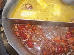 -湊湊火锅·茶憩(南京东路悦荟店)