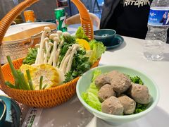 -椰子湾·海南火锅·糟粕醋·椰子鸡(正大广场店)