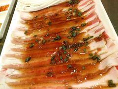 调味五花肉-韩聚屋韩国烤肉餐厅(新北万达店)