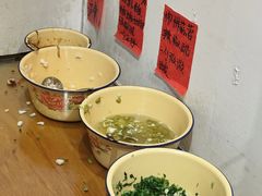 -柳州肥姨妈大骨螺蛳粉(万达中心店)