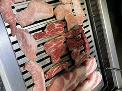 -臻牛烤肉